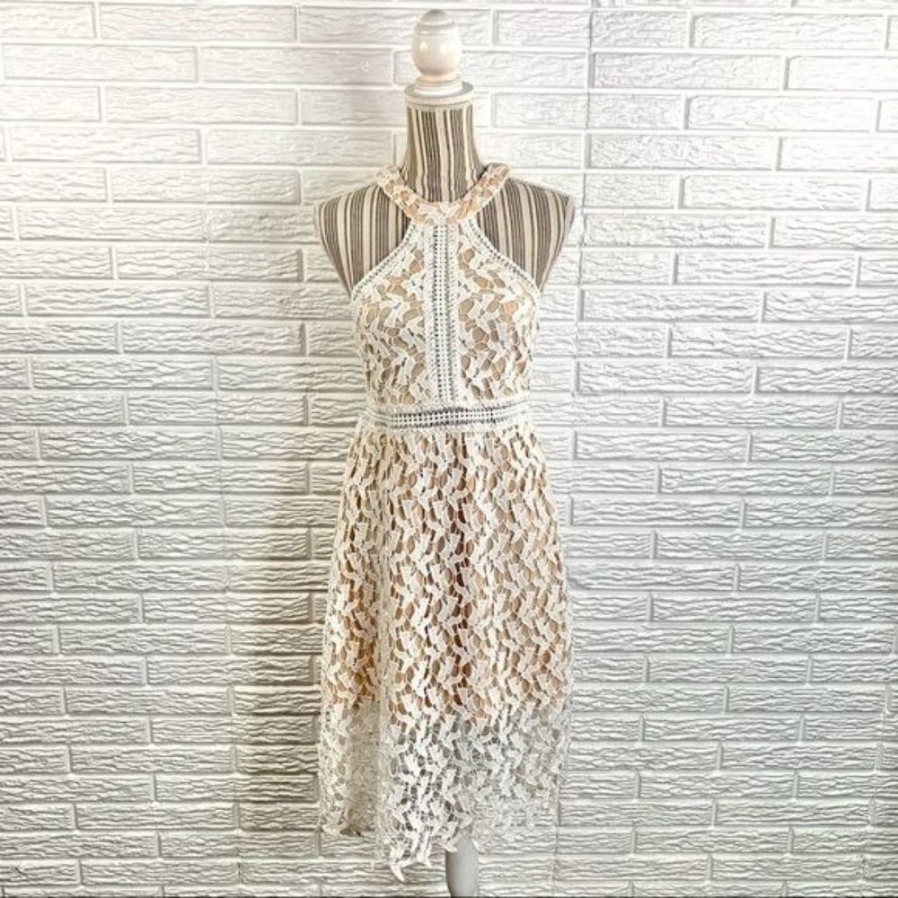 Fashion Line White and Nude Lace Dress Size Medium